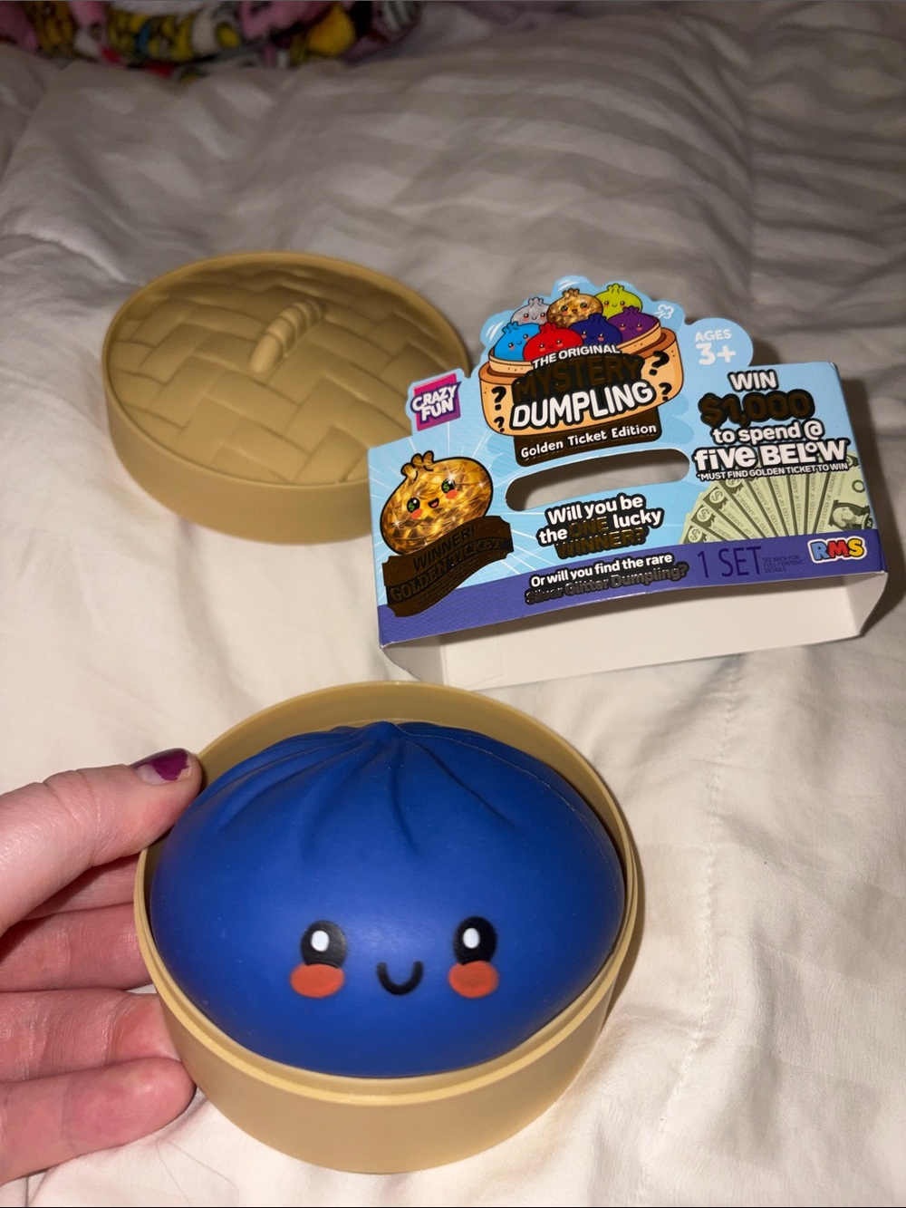 Trendy Brand New Mystery Squishy 
Dumpling Golden Ticket Edition - Dark Blue🔥
